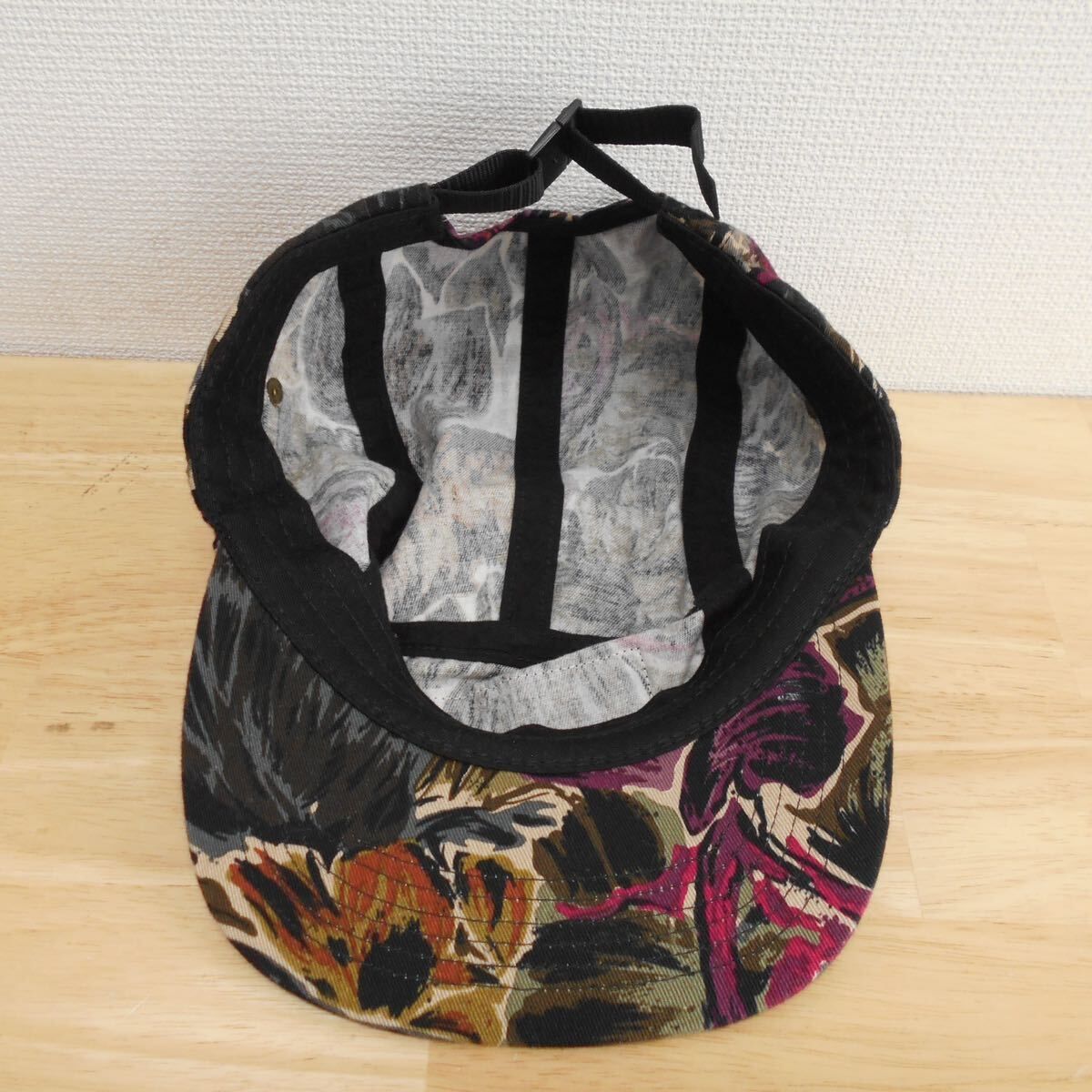 Supreme シュプリーム 17AW PAINTED FLORAL CAMP CAP 花柄