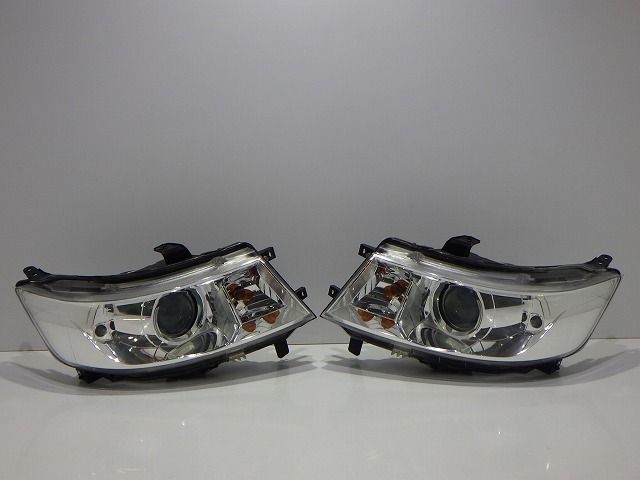 ワゴンRスティングレー ヘッドライト 左右 HID MH23S 100-59191 ハ コーティング 250922050