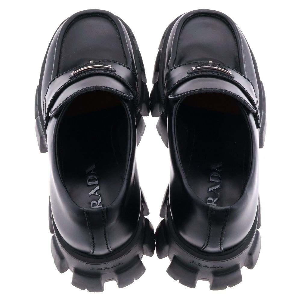 【PRADA】ロゴ Monolith レザー トライアングル ローファー 靴 PRADA】ロゴ Monolith レザー トライアングル ローファー 靴