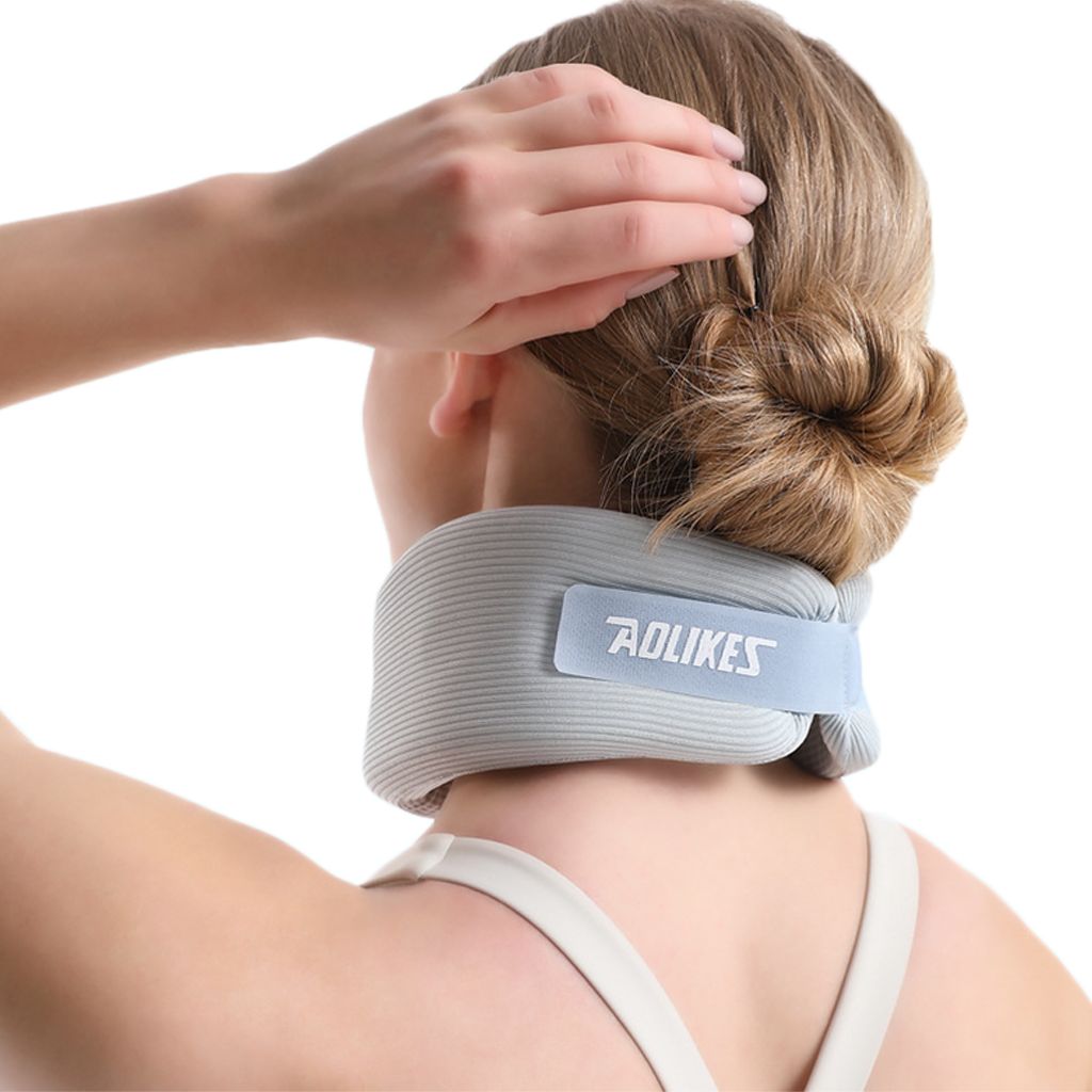 頸椎固定用　 むちうち 首サポーター 首サポーター コルセット ソフト 頚椎カラー ヘルニア むち打ち 首