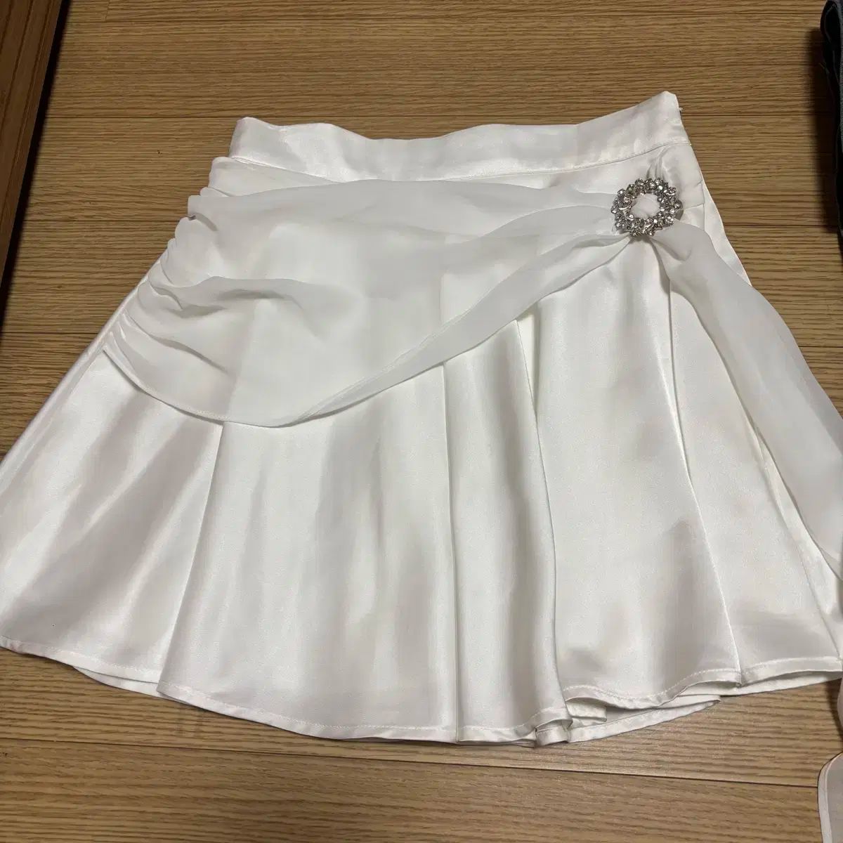 |輸入服 deaube