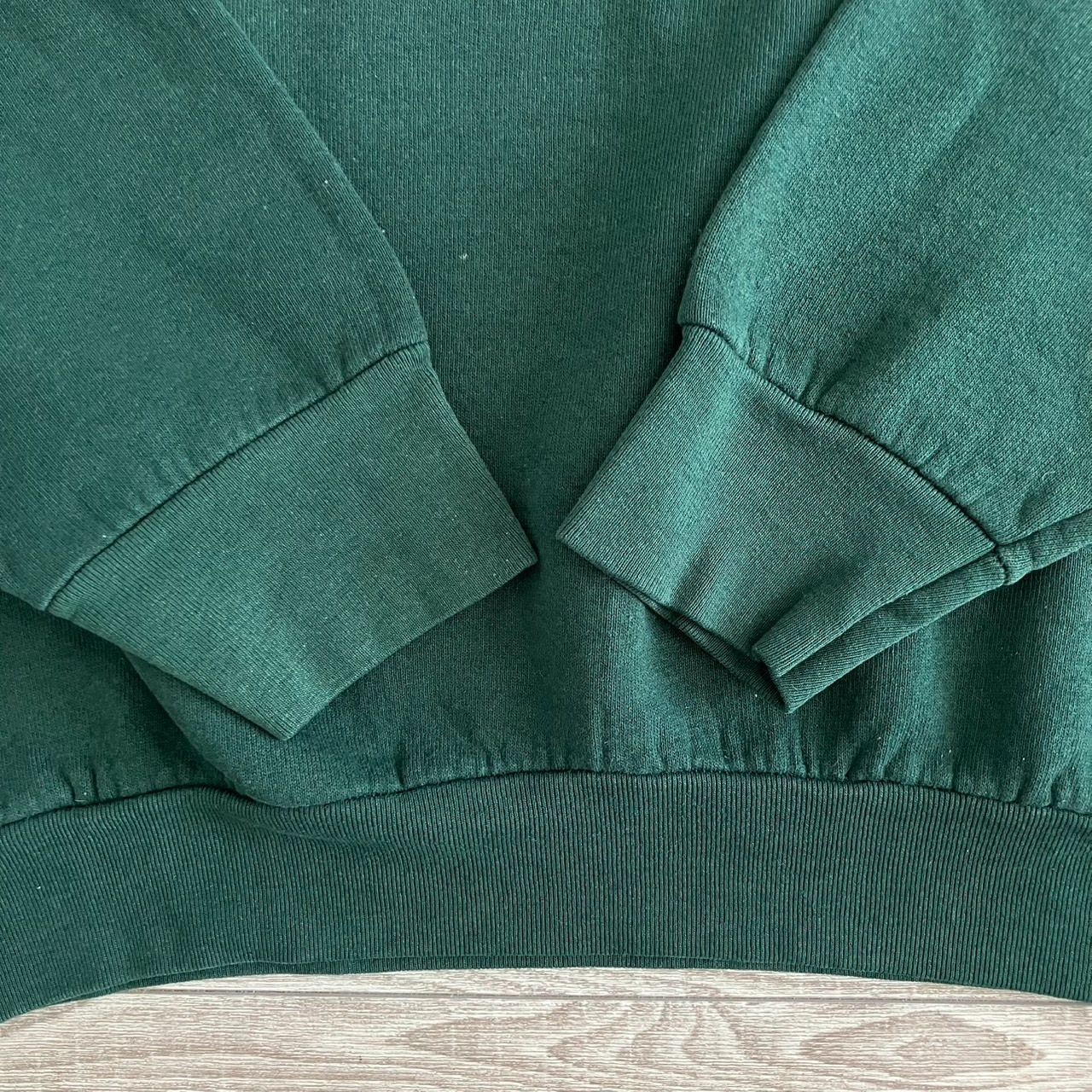 90s guess スウェット 常田大希 着用 グリーン 刺繍 トレーナー 90s guess スウェット 常田大希 着用 グリーン 刺繍 トレーナー