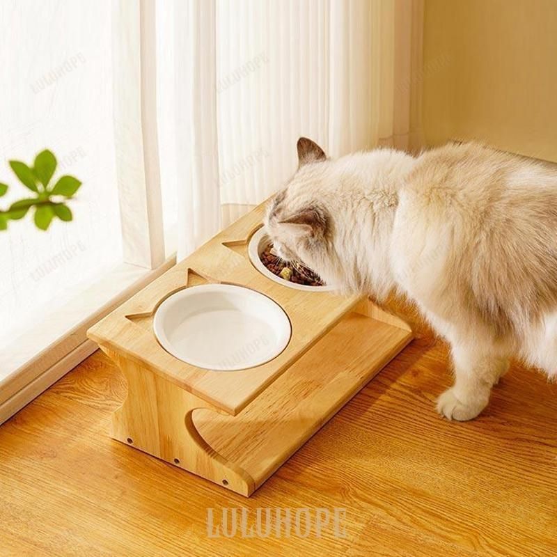 ペット食器台 犬 食器 猫 餌 フードスタンド 猫 陶器皿付き 食べやすい 傾斜 食器台 ご飯 台 猫エサ入れ おしゃれ かわいい 竹製 食器テーブル デザイン