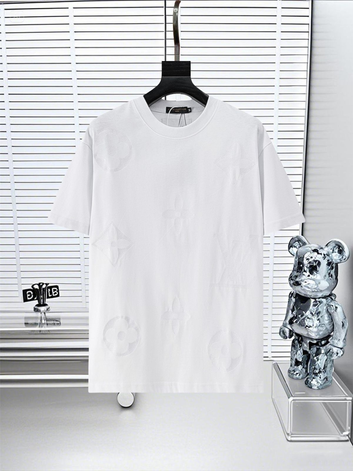 ルイヴィトン 半袖シャツホワイト LV刺繍