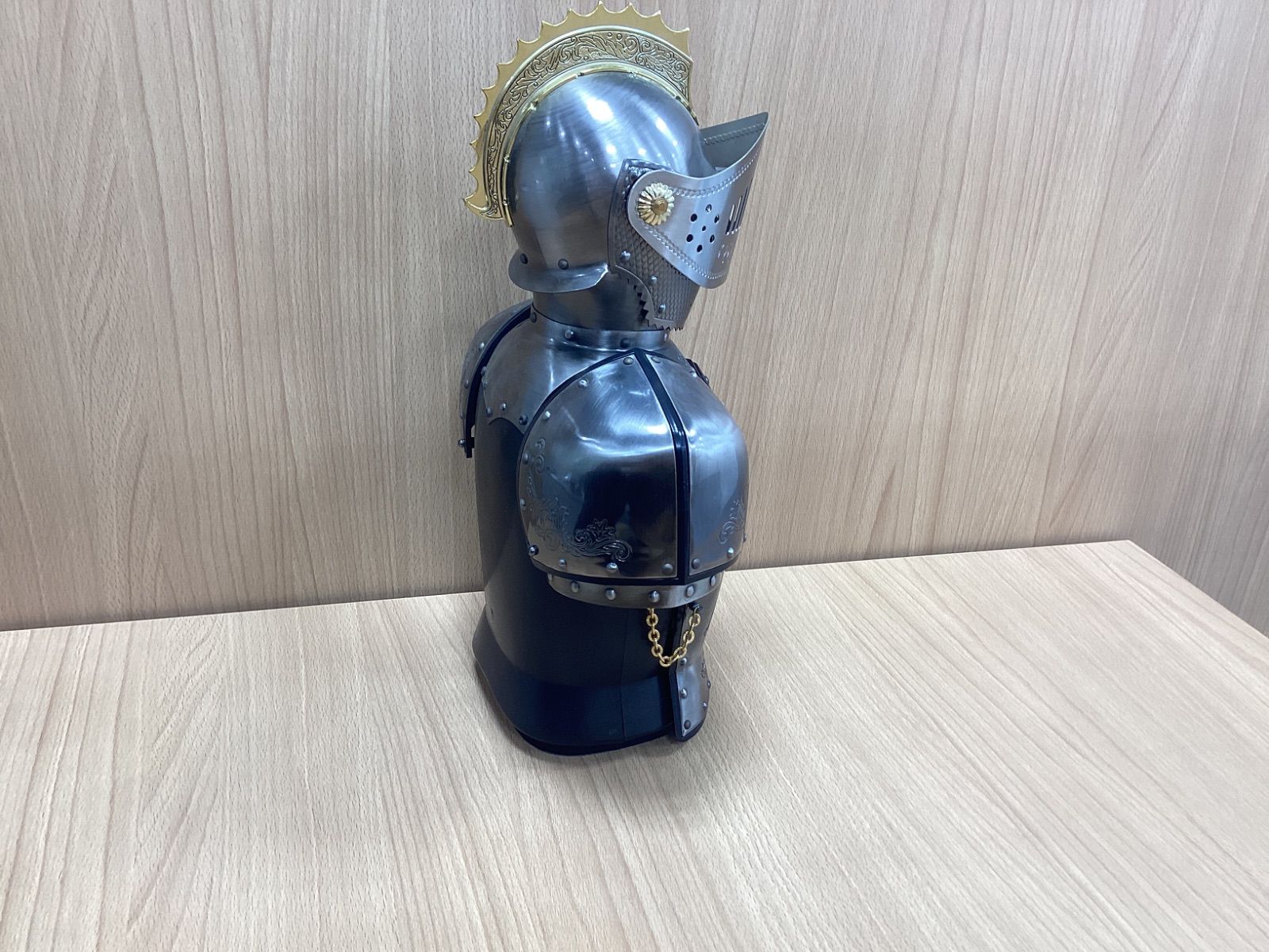 ウィスキーボトルケース 西洋甲冑