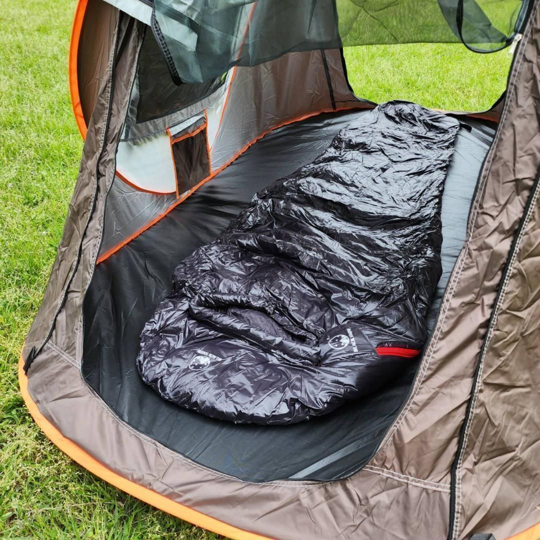 売れ筋】寝心地最高 マミー型 寝袋 ダウンシュラフ 700g オレンジ 寝袋