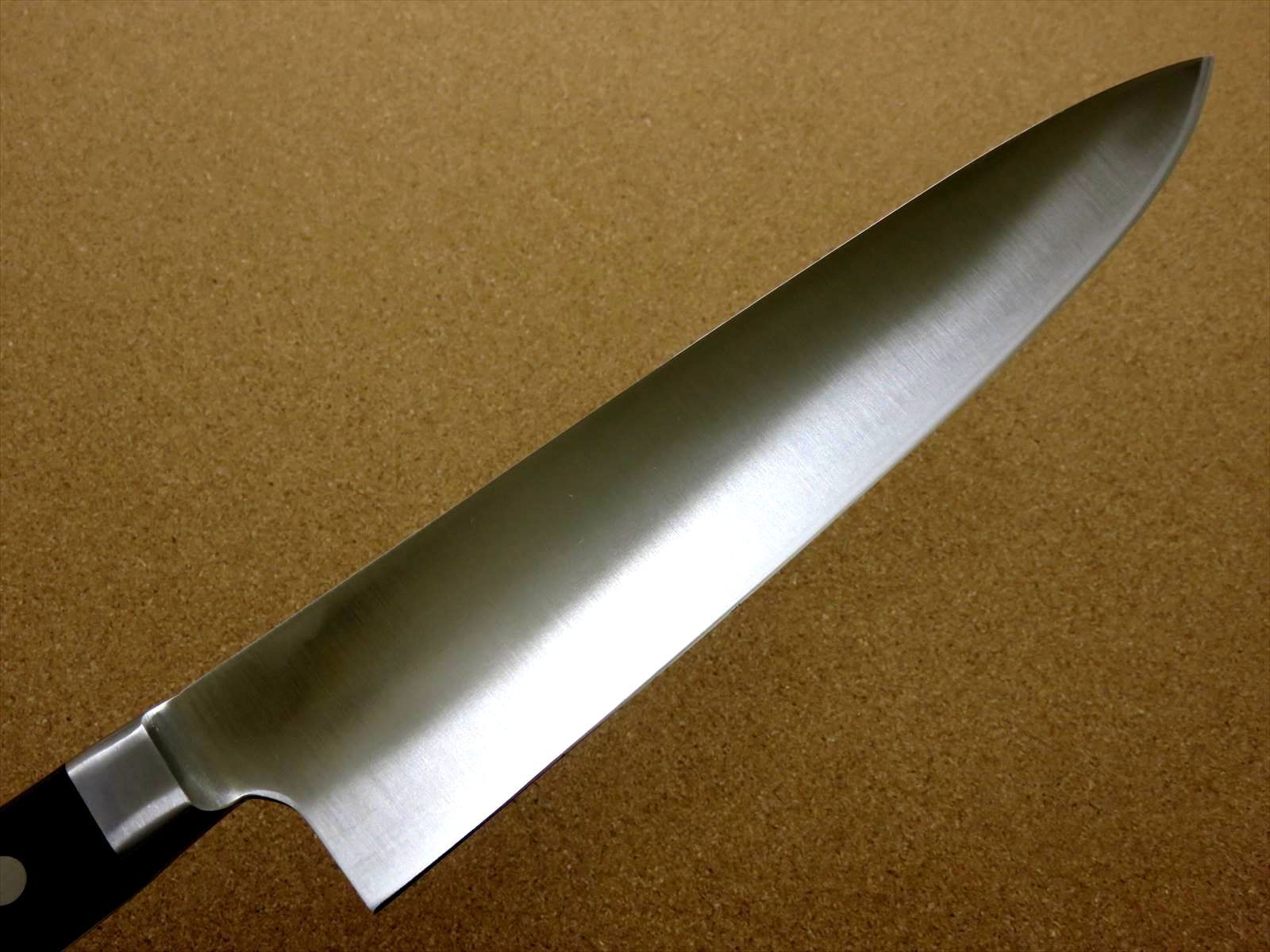関の刃物 牛刀 260mm 家庭用の洋包丁 肉 魚 野菜 パン切り 両刃万能包丁-