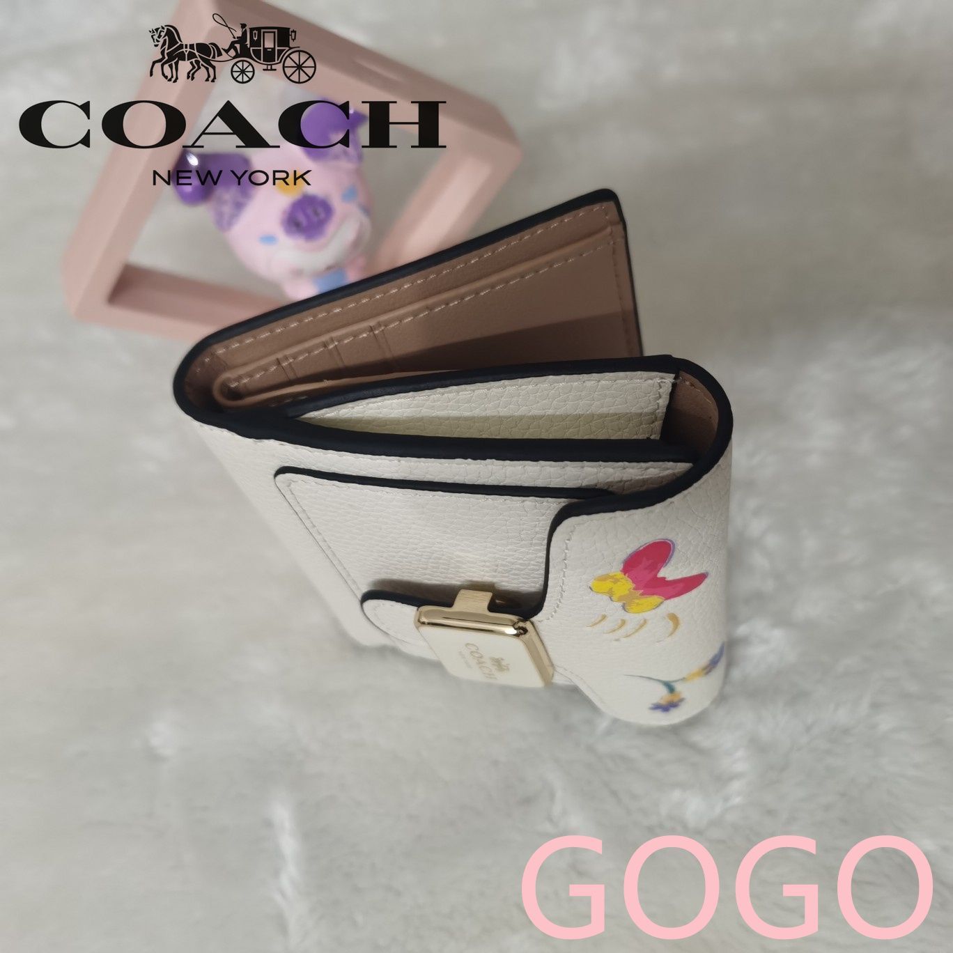 COACH コーチ 折り財布 ホワイト 白色 ドリーミーベジ柄 - メルカリ