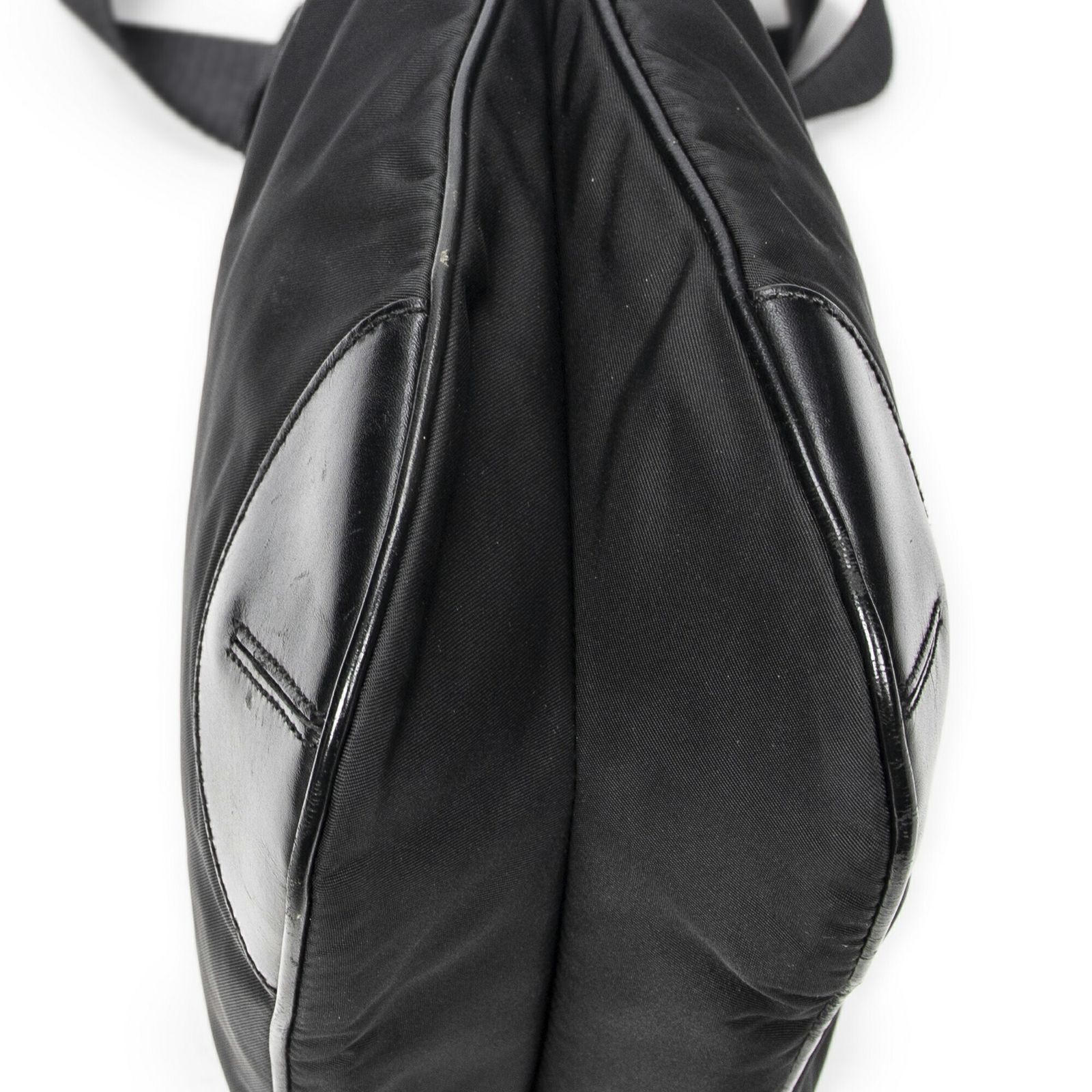 プラダジップクロスボディ黒ナイロンキャンバスA