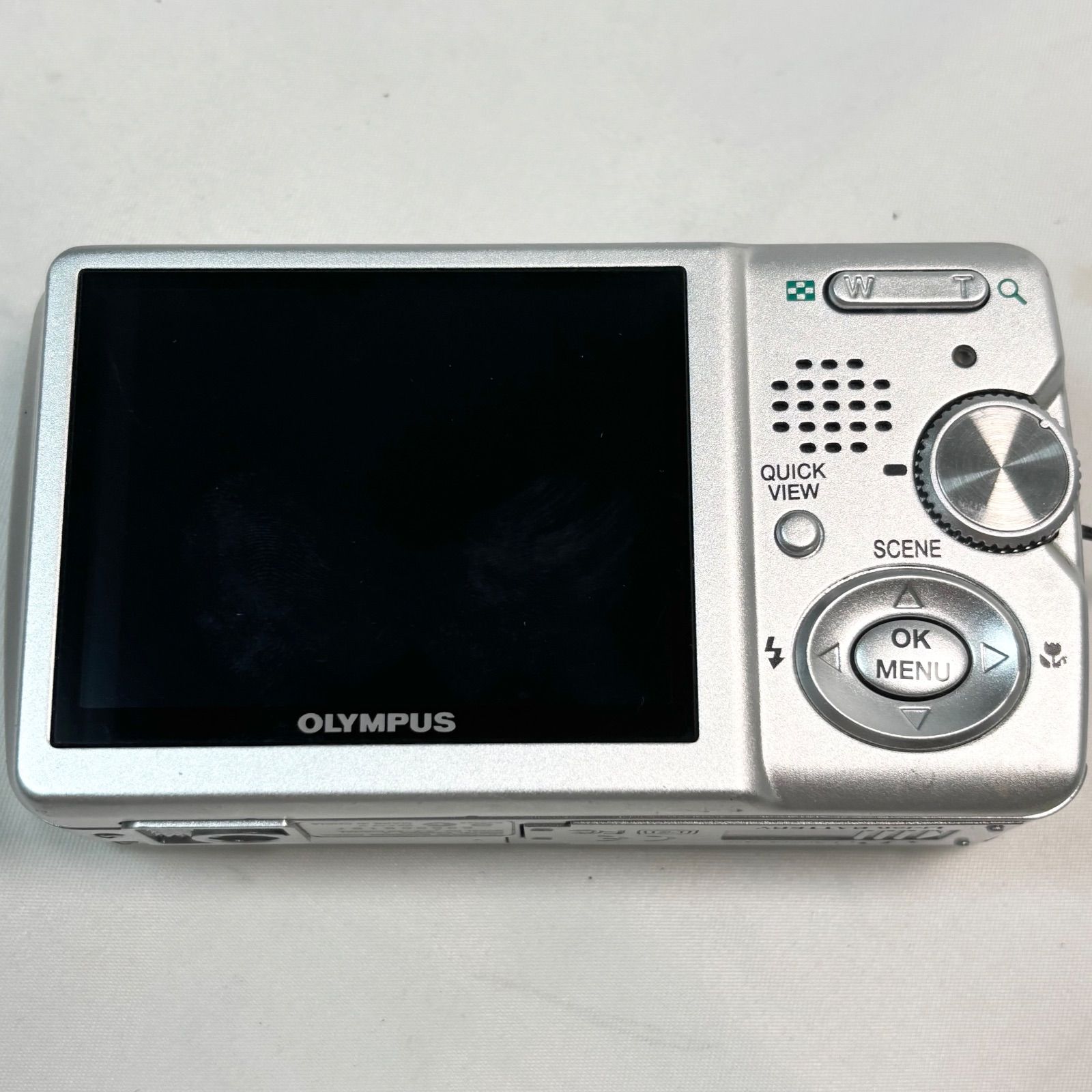 OLYMPUS コンパクトデジタルカメラ シルバー Amazon | OLYMPUS デジタルカメラ μ830 (ミュー) シャンパン
