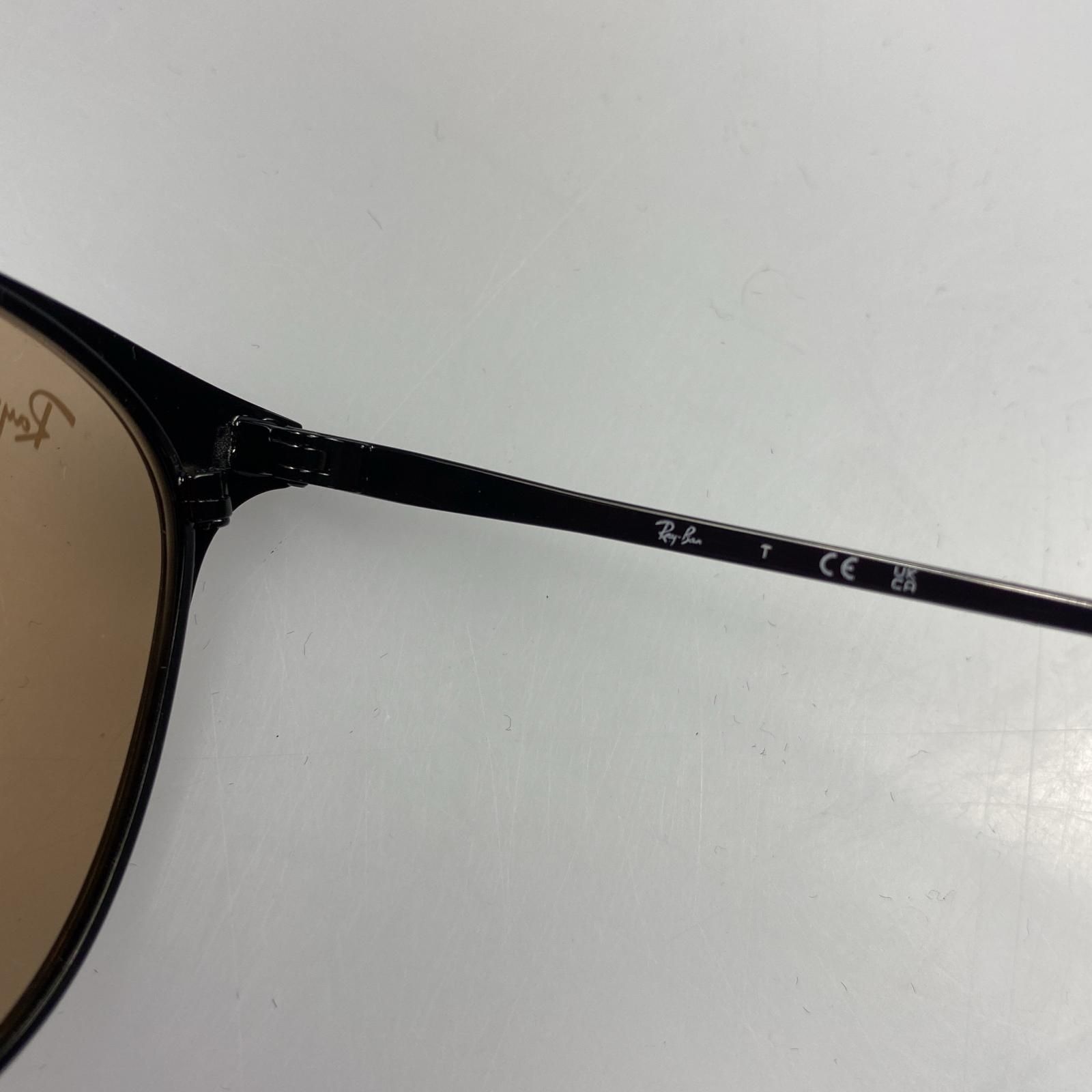 RAY BAN