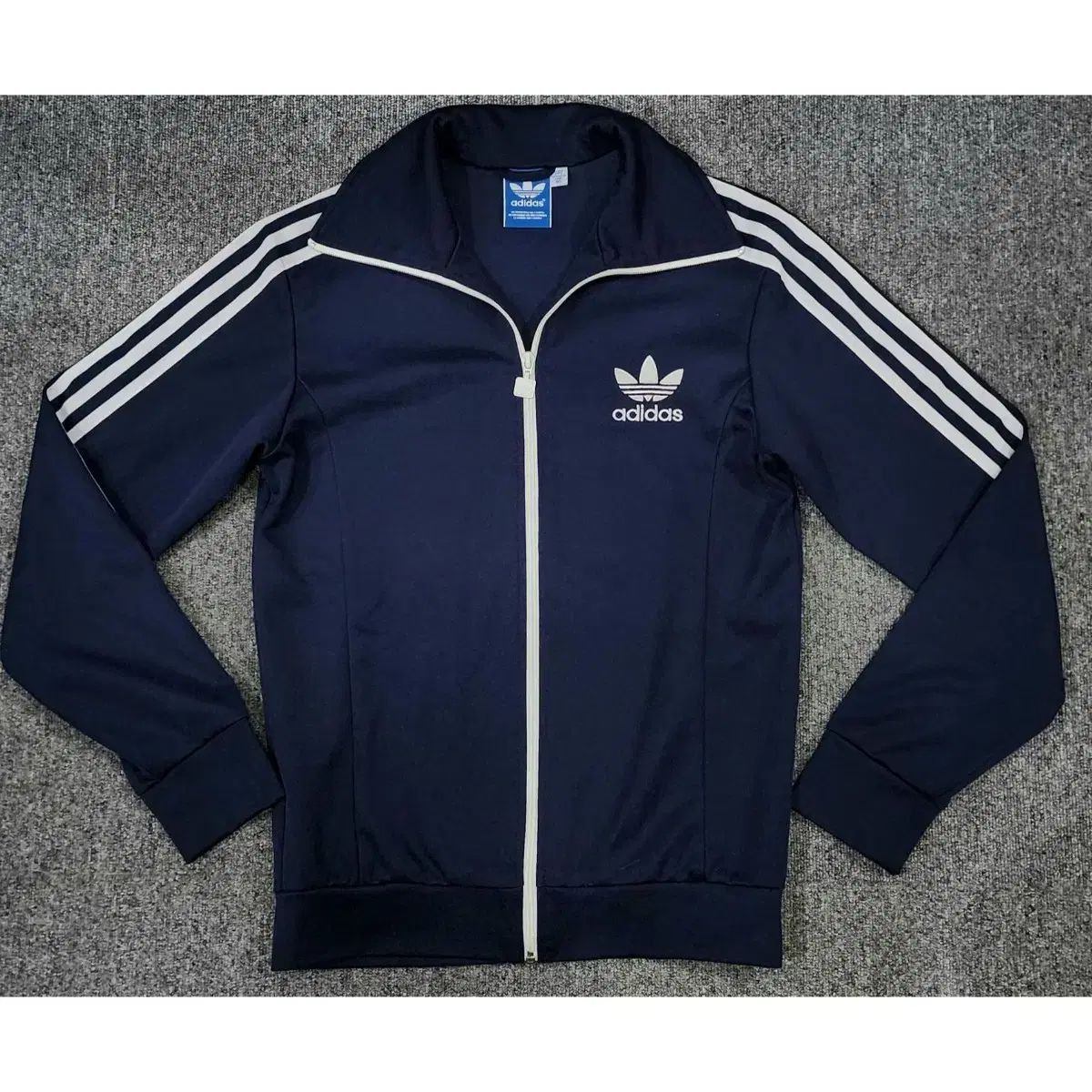 adidas(アディダス) ネイビー オールドスクール ビッグ・ファイヤーバード ヨーロッパ ジャージ 95