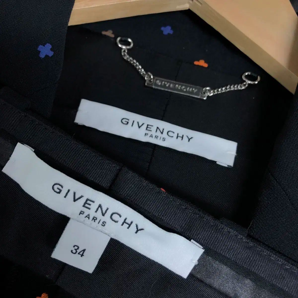  GIVENCHY ジバンシィ セットアップ セット その他 ビジネススーツ