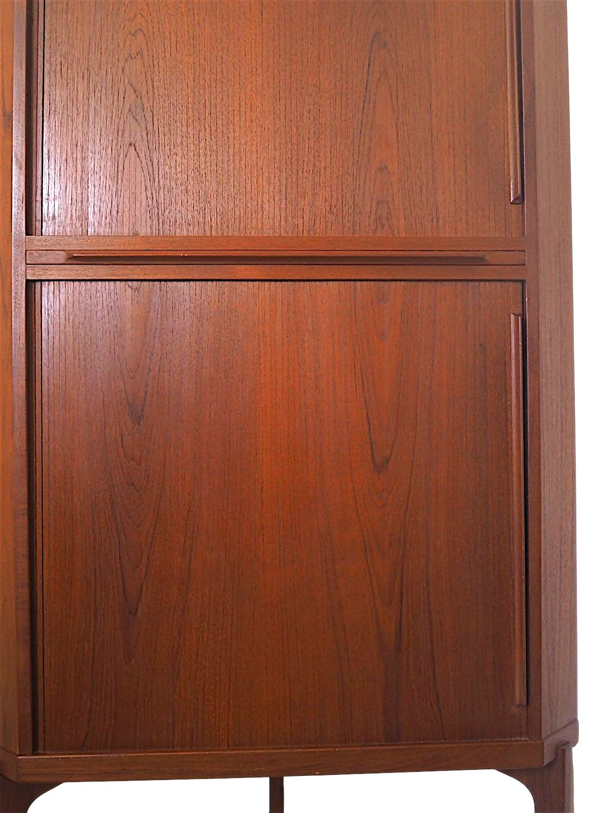 北欧家具 デンマーク製 コーナーキャビネット蛇腹 - メルカリ