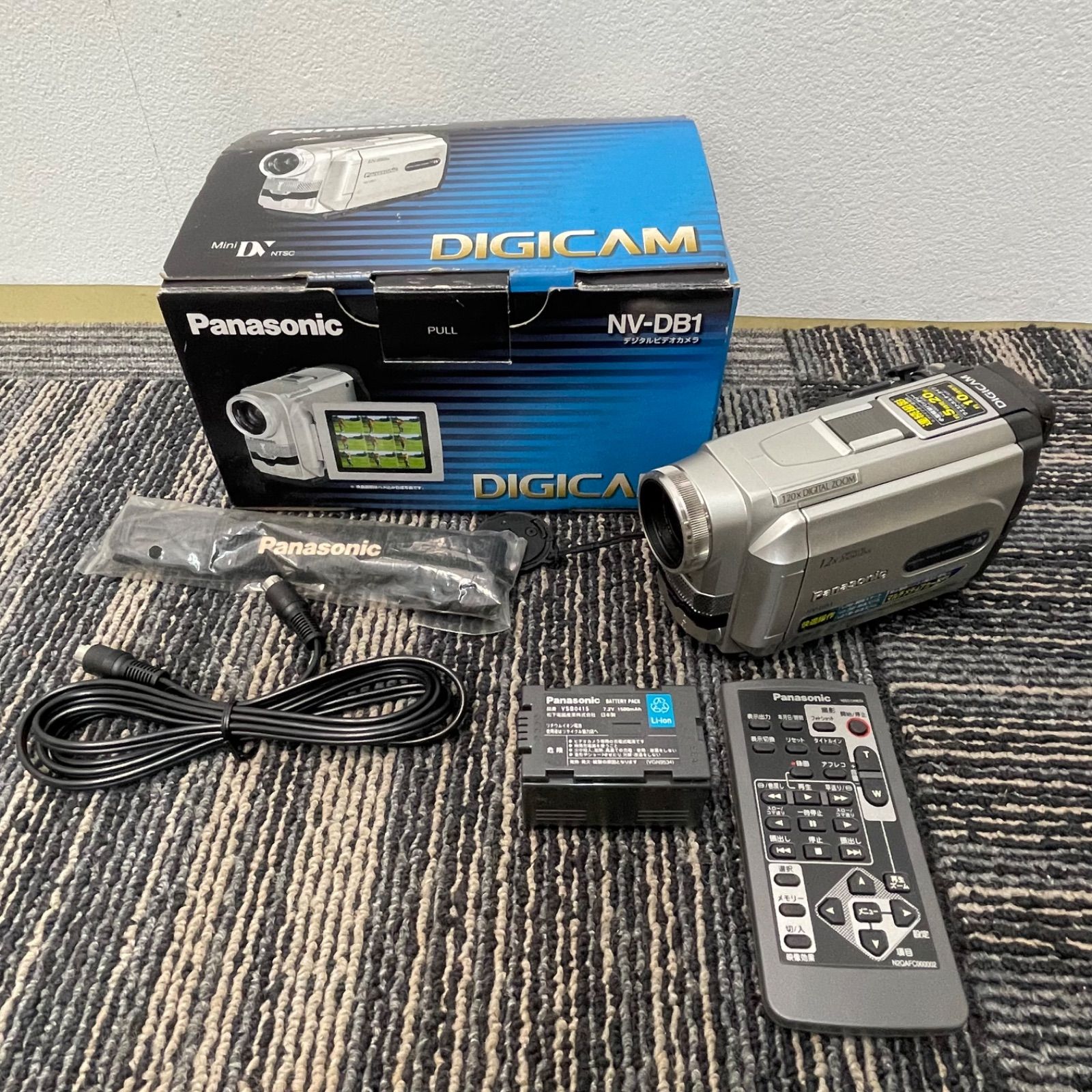 Panasonic NV-DB1 miniDV ビデオカメラ　ジャンク扱い NPA】ジャンク miniDV ビデオカメラ Panasonic パナソニック NV