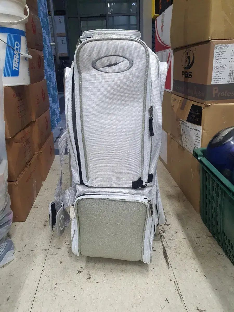 ボーリングバッグ ストーム 3ローラーバッグ