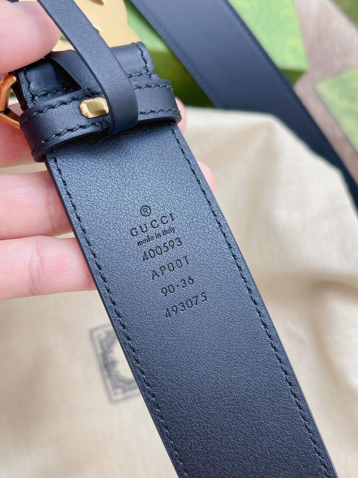 【値下げ】GUCCI 本革ベルト 7210205500011.jpg