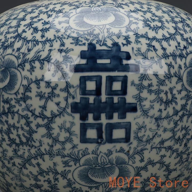 青花喜字尖蓋壺 西瓜壺 茶壺 景徳鎮 陶磁器 装飾品 現代工芸品 美術品 置物 美術品・アンティーク・コレクション 青花喜字尖蓋壺 西瓜壺 茶壺 景徳