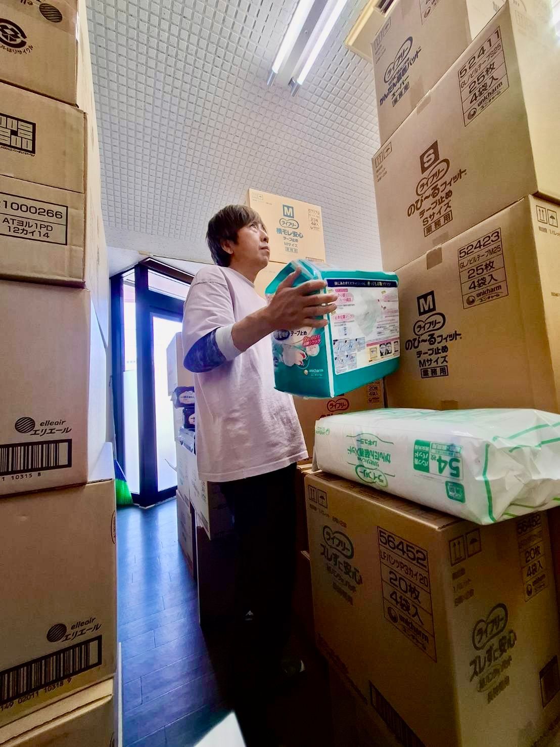 ライフリー薄型軽快パンツ Mサイズ 1ケース（4袋入り） ユニ