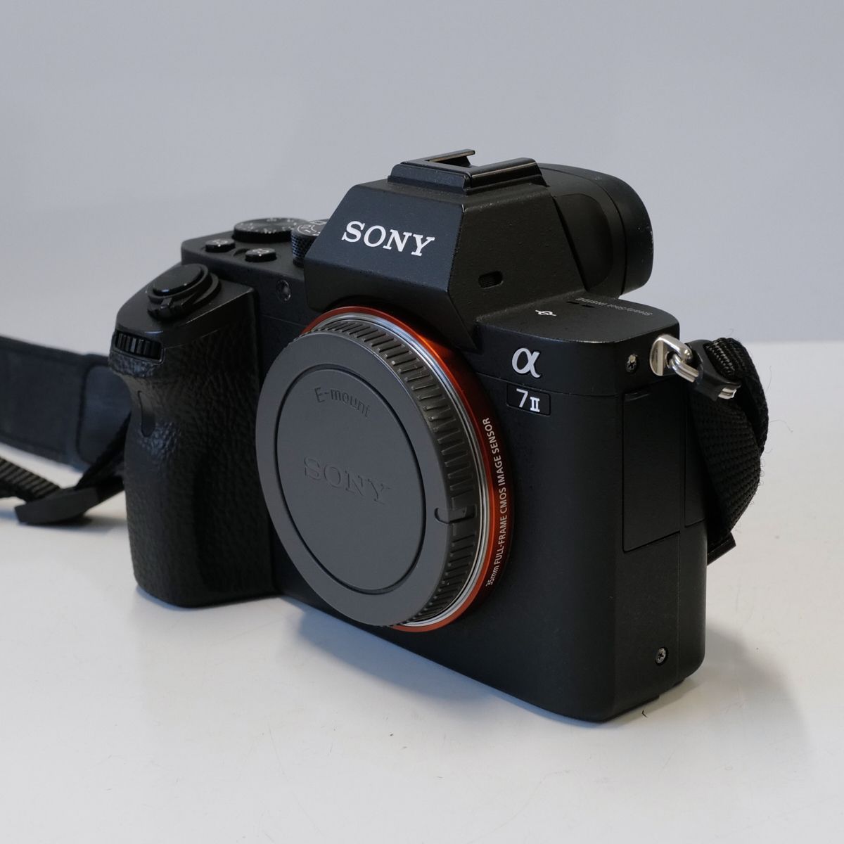SONY α7 II ILCE-7M2 ボディ USED超美品 海外モデル 本体+バッテリー 