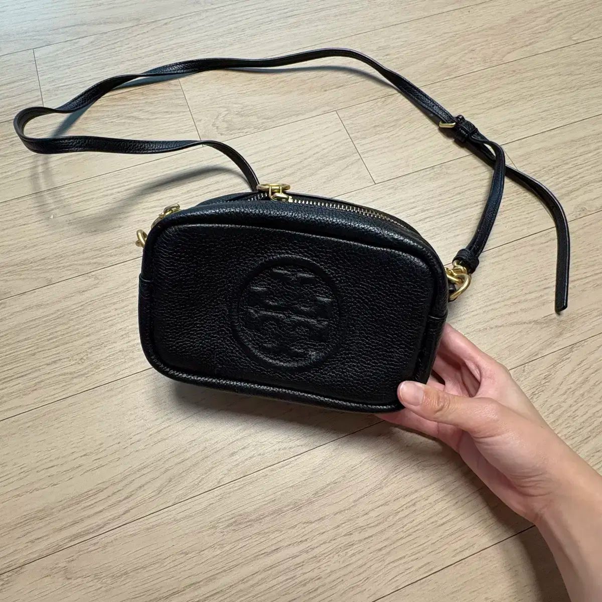 専用出品1546 トリーバーチブラックレザークラッチバッグ 専用出品1546 トリーバーチブラックレザークラッチバッグ 専用出品1546