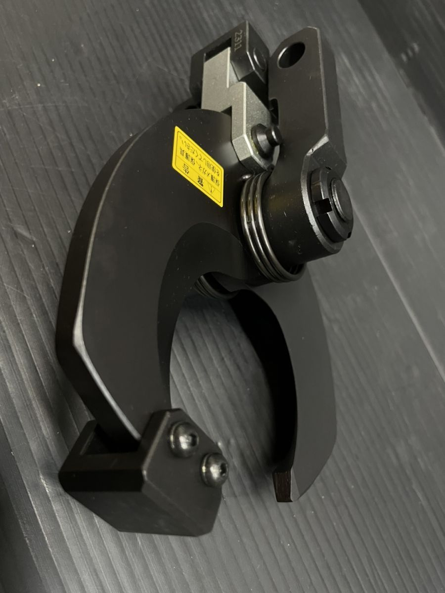 カクタス ケーブルカッター アタッチメント CCH-460A CCH460A CACTUS 電設 設備 通線 切断 安心と信頼 正規取扱店出品 マルチ工具用 新品 カクタス ケーブルカッター アタッチメント CCH-460A 46パイ