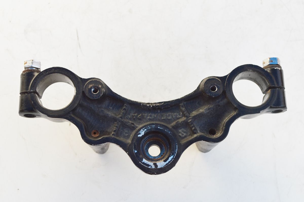 SUZUKI RG250E / X7 トップブリッジ　中古品　当時物　純正品　RG250　GT250/2 スズキ SUZUKI RG250E / X7スズキ トップブリッジ 中古品 当時物 純正品 RG250