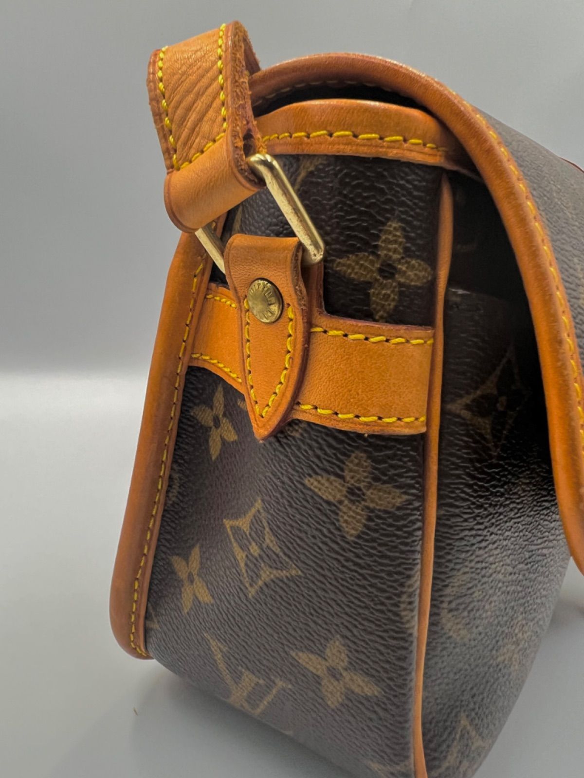 Louis Vuitton ルイヴィトン　ショルダーバッグ ソローニュ・斜めがけ LOUIS VUITTON/ルイ・ヴィトン】モノグラム ソローニュ