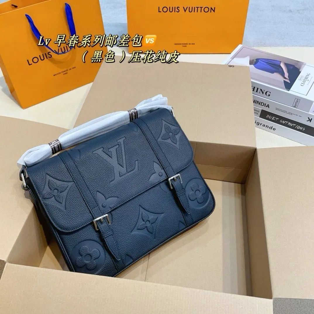 新品未使用 箱付  LOUIS VUITTON ノベルティトートバッグ 専用ページ