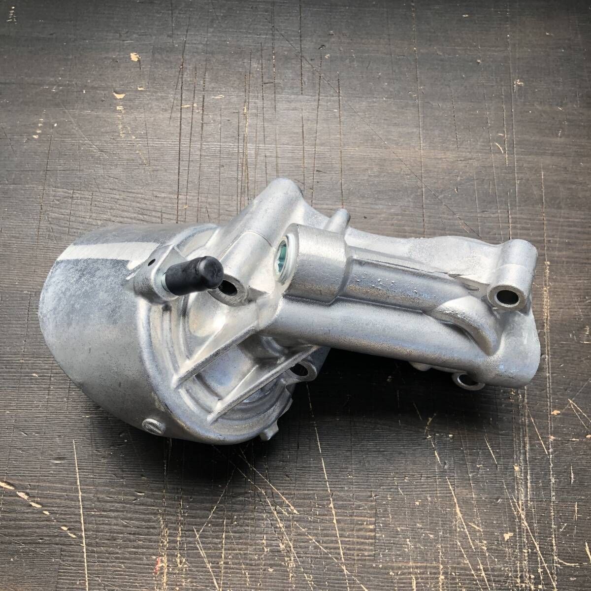 トヨタ 純正 ハイラックス サーフ 4ランナー FJ クルーザー オイルフィルタ ブラケット 15670-31010 TOYOTA LEXUS Genuine JDM