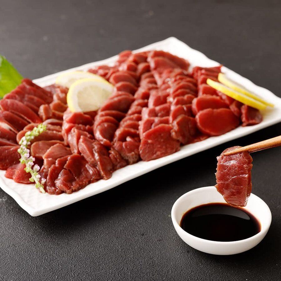馬刺し 国産 上霜降り 約500g+ 赤身 約500g 　合計約1kg  馬肉