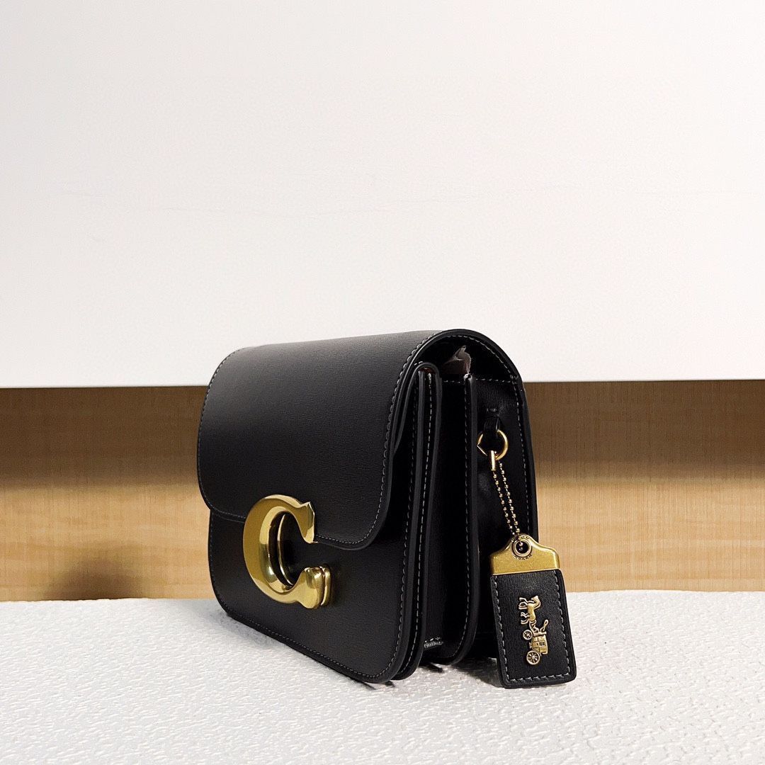 ◇定番人気◇COACH コーチ アイドル CM557 チェーンバッグ クロス  