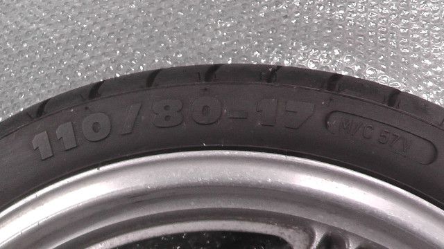 VT250FN ゼルビス MC25 の フロントホイールタイヤ 1760577125