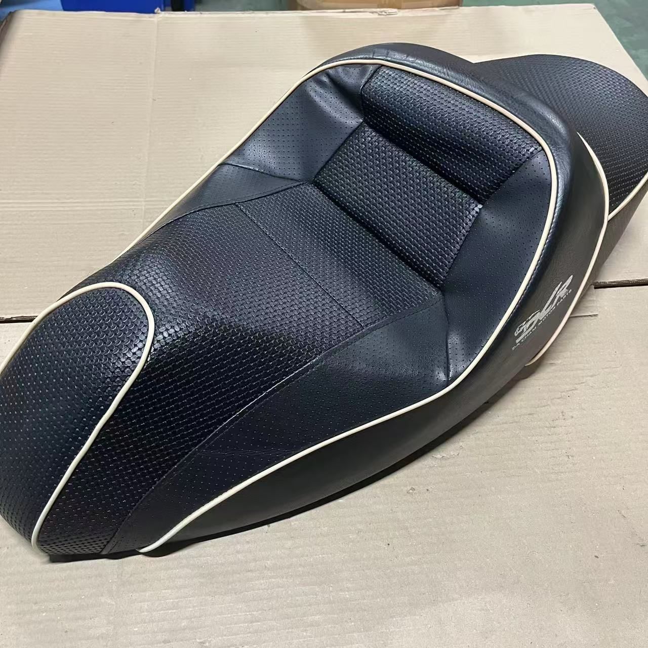 ⭐️Z1.Z2鞍シート⭐️ ⭐️Z1.Z2鞍シート⭐️