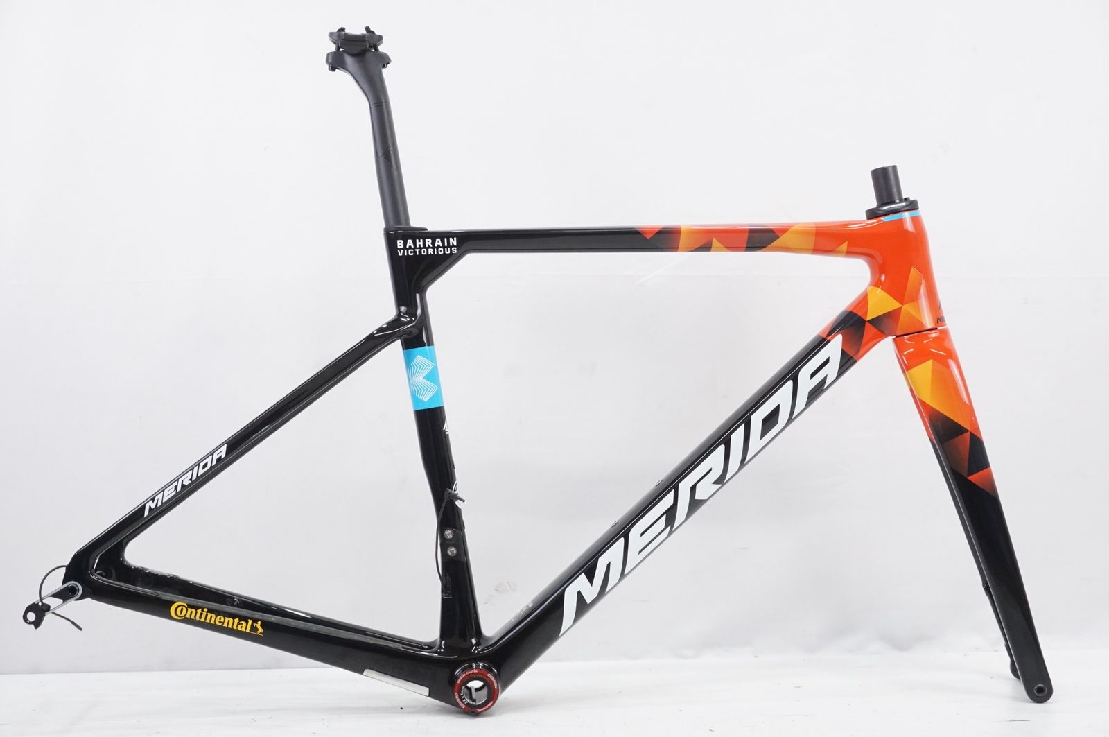 んMERIDA SCULTURA TEAM-E フレームセットS/Mサイズ メリダ -MERIDA
