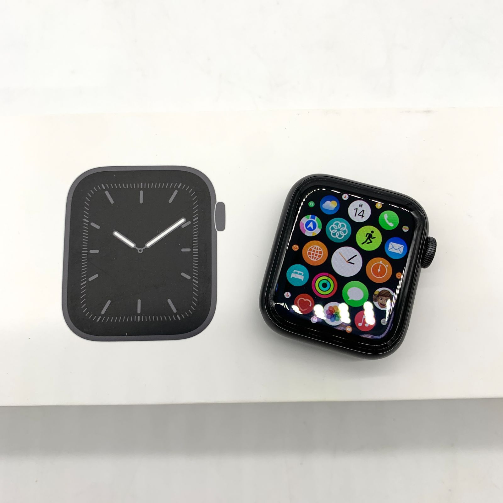 ▽AppleWatch Series 5 40mm GPS+Cellularモデル スペースグレイ 
