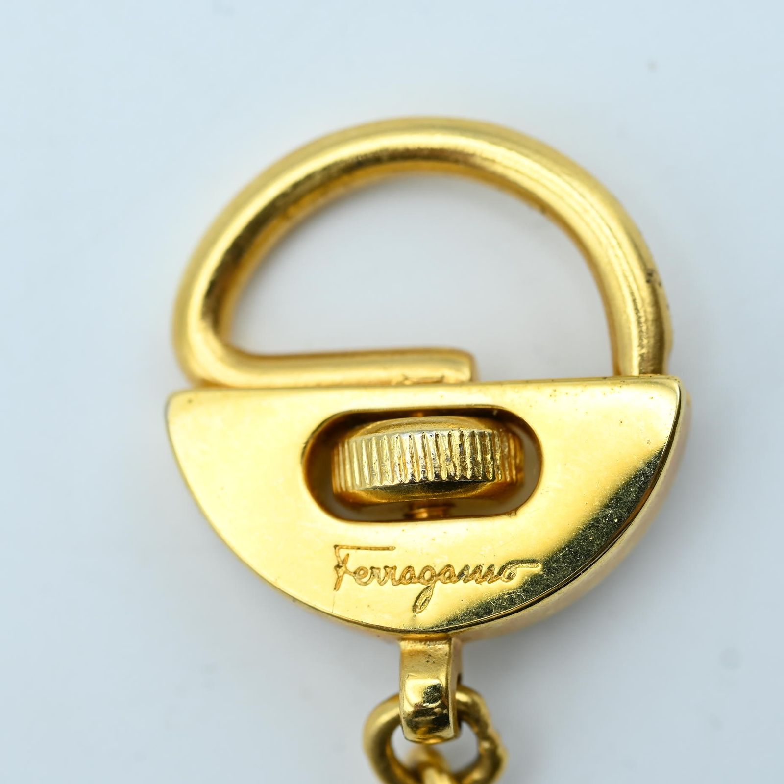 ☆人気☆【FERRAGAMO】☆フェラガモガンチーニチャーム☆ M08 Salvatore Ferragamo サルヴァトーレフェラガモ レザ
