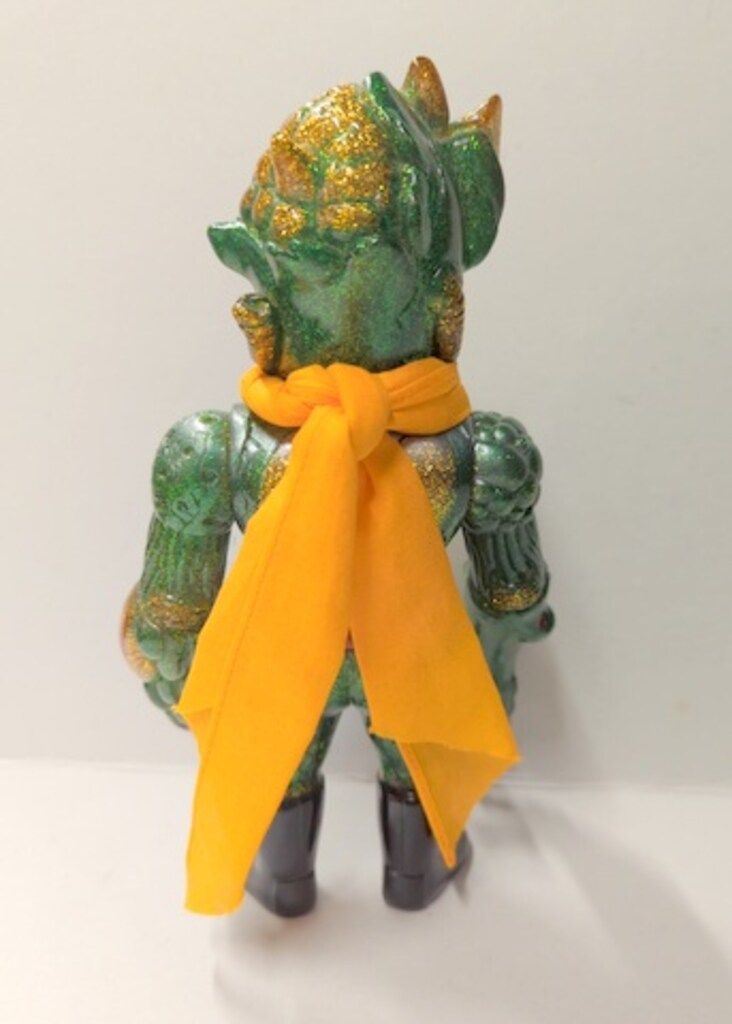 REALHEAD/シカマァク シカ魔シン クリアグリーンラメ成型 - メルカリ