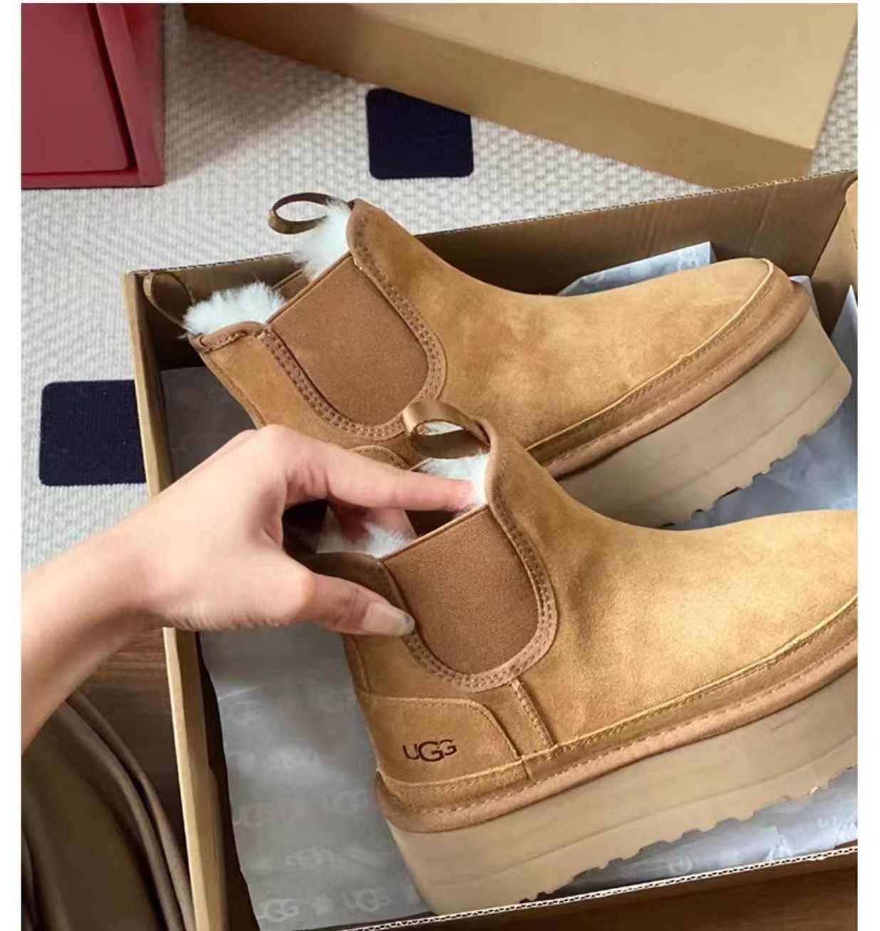 UGG 厚底5 cm アグ ブーツ チェルシーブーツ レディースカジュアル ...