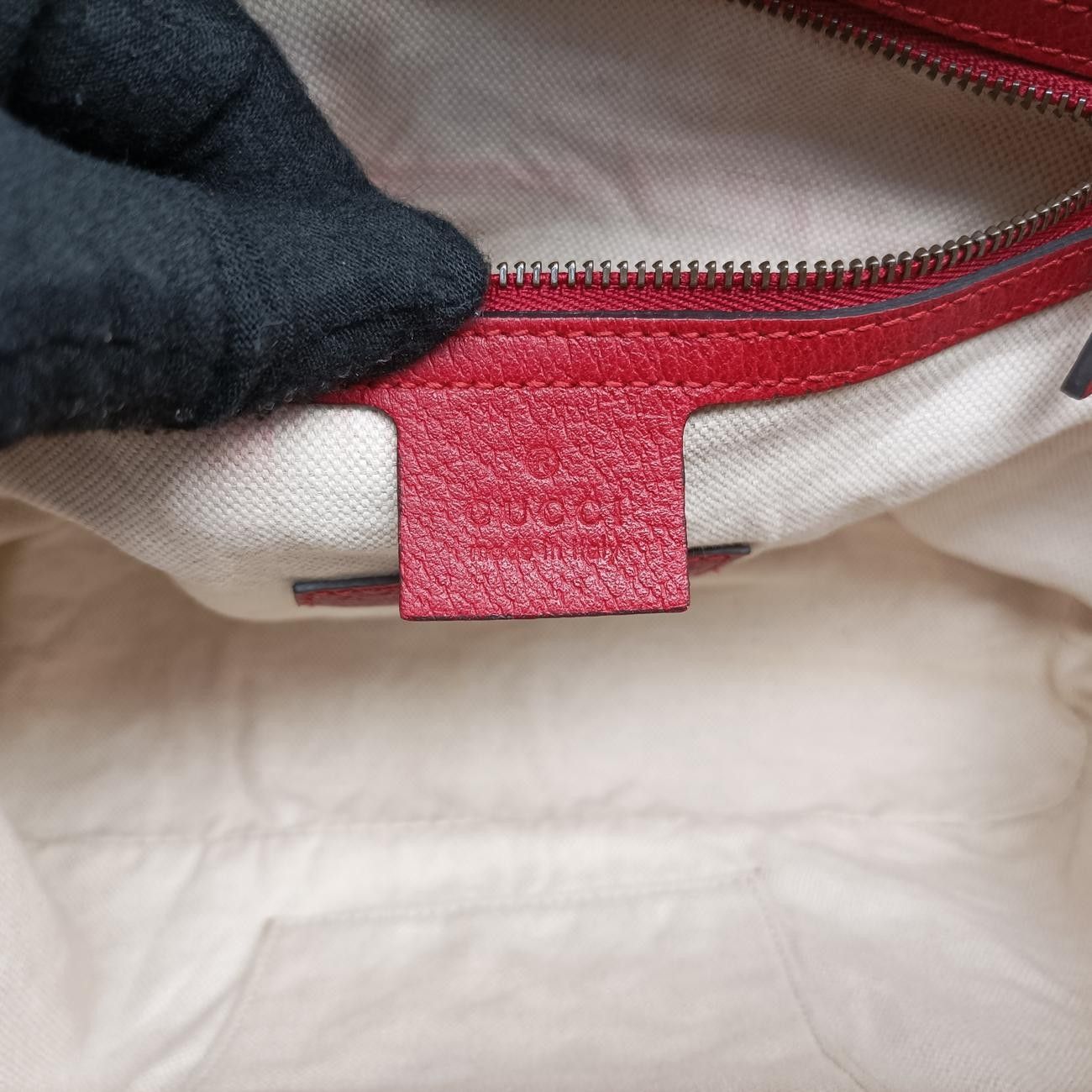 ベージュ×マルチカラー