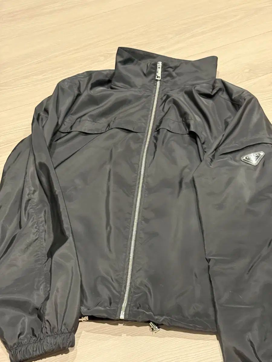プラダウインドブレイカ Prada Sport Nylon Full Zip Windbreaker Jacket Triangle Logo