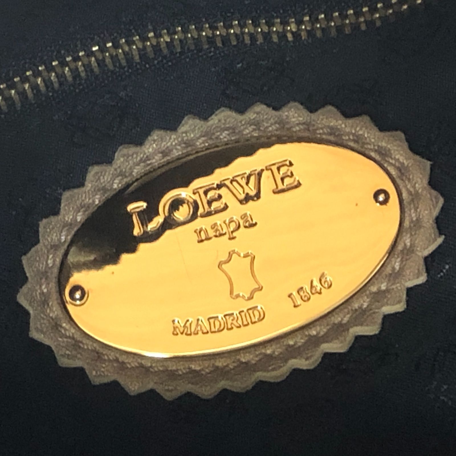 m001 X(80) 美品 ロエベ ヴィエント ワンショルダーバッグ ナッパ