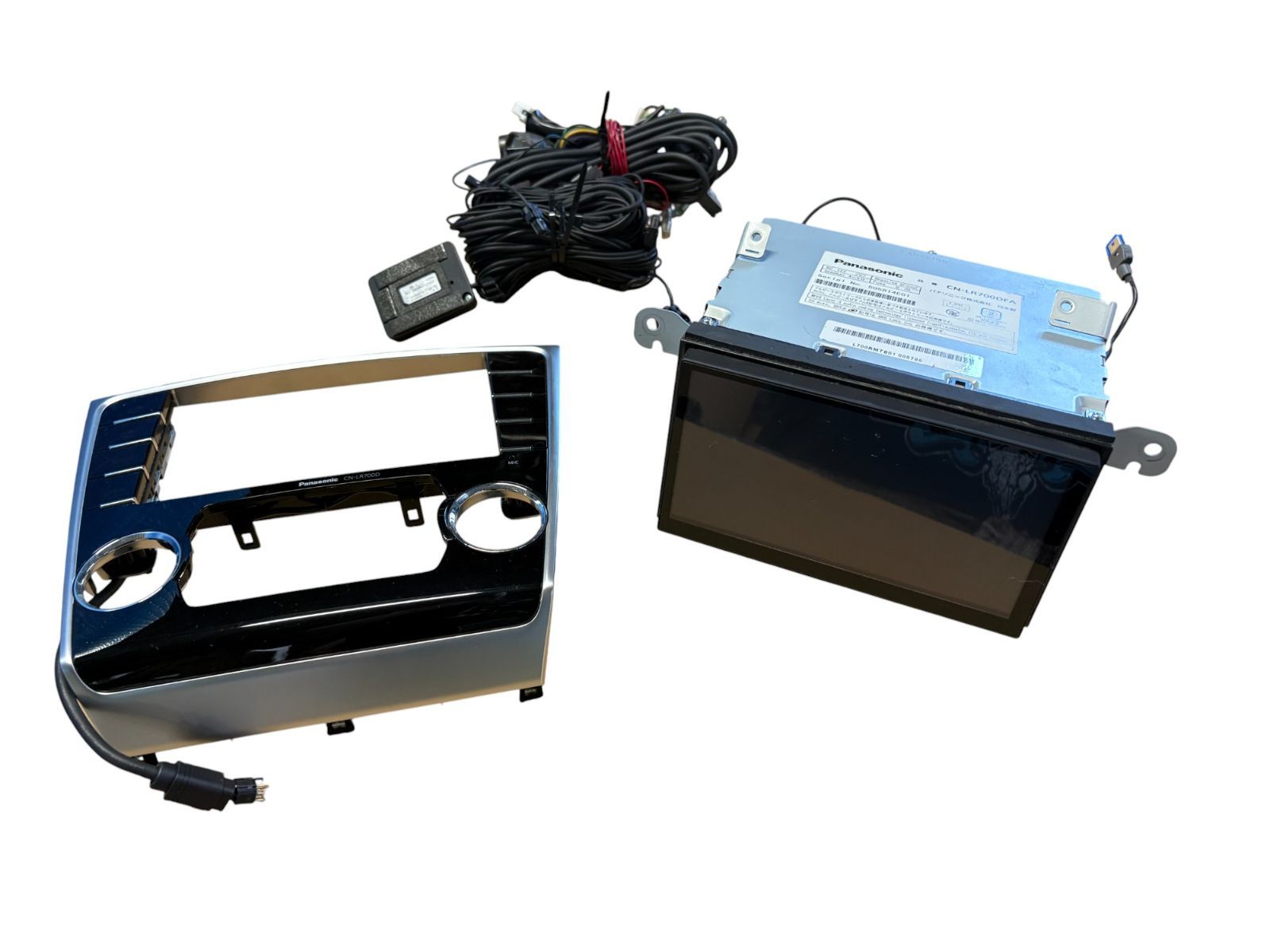 管理番号 4736 レヴォーグ CN-LR700DFA ｽﾊﾞﾙ純正OPﾅﾋﾞ Panasonic 操作ﾊﾟﾈﾙ付き