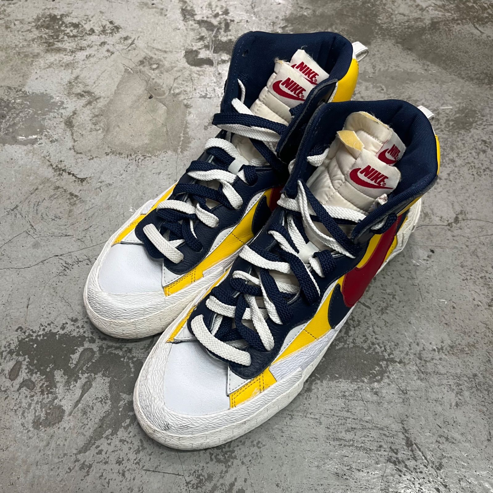 NIKE × sacai Blazer Mid 
