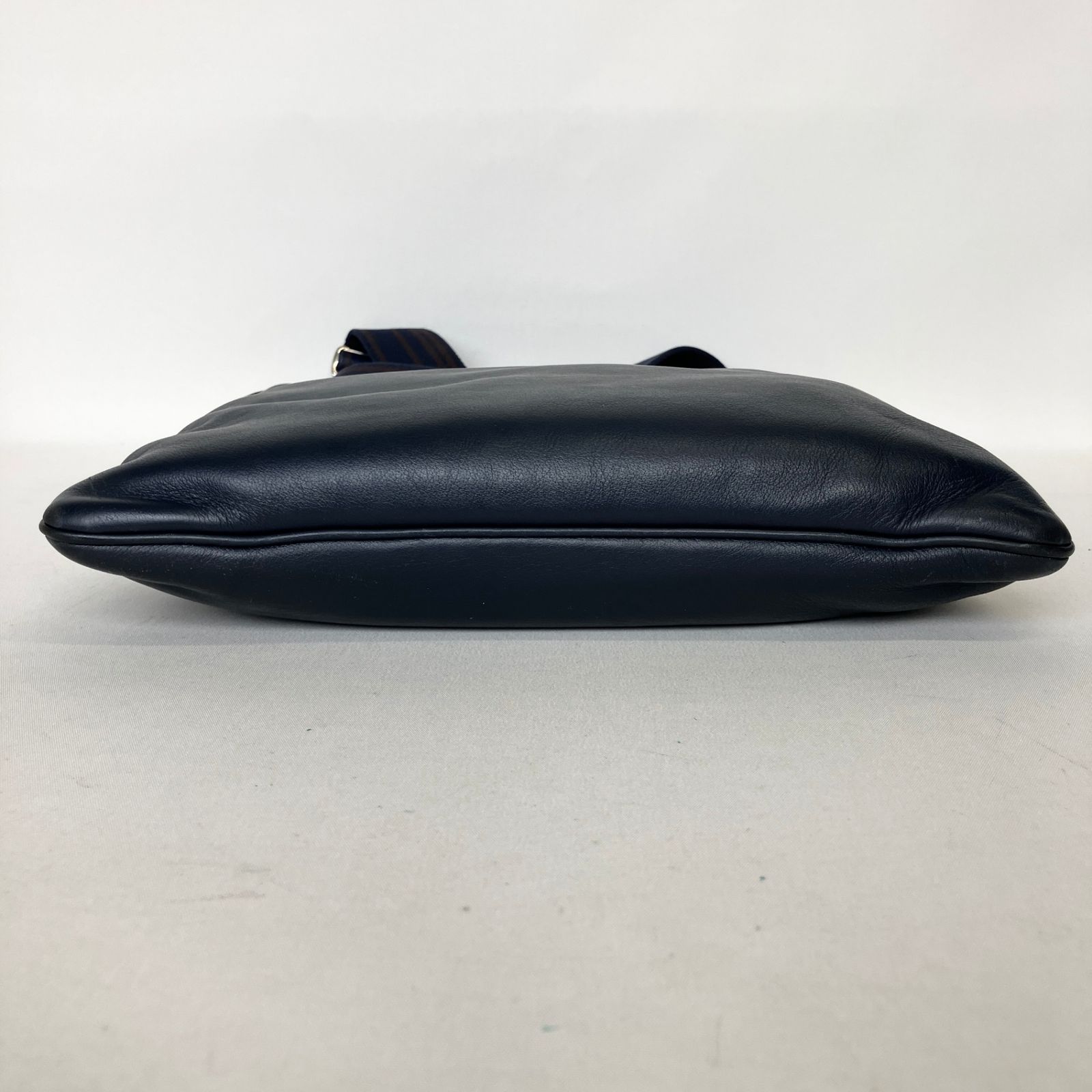 2409-196｜美品｜ダンヒル ショルダーバッグ レザー ブラック