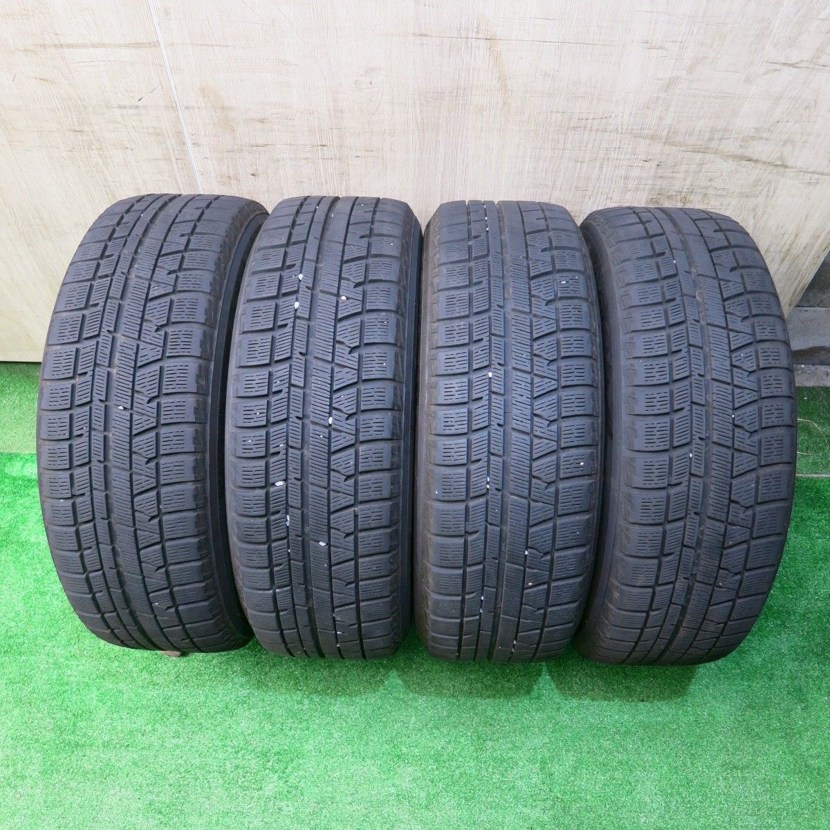 205|60R16 スタッドレス