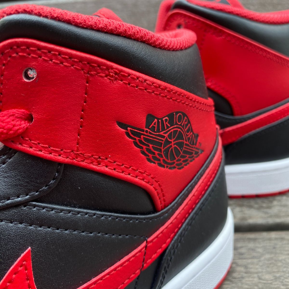 り*丸様 エアジョーダン 赤黒　AIR JORDAN1 LOW ブルズカラー　2 り*丸様 エアジョーダン 赤黒 AIR JORDAN1 LOW ブルズカラー 2