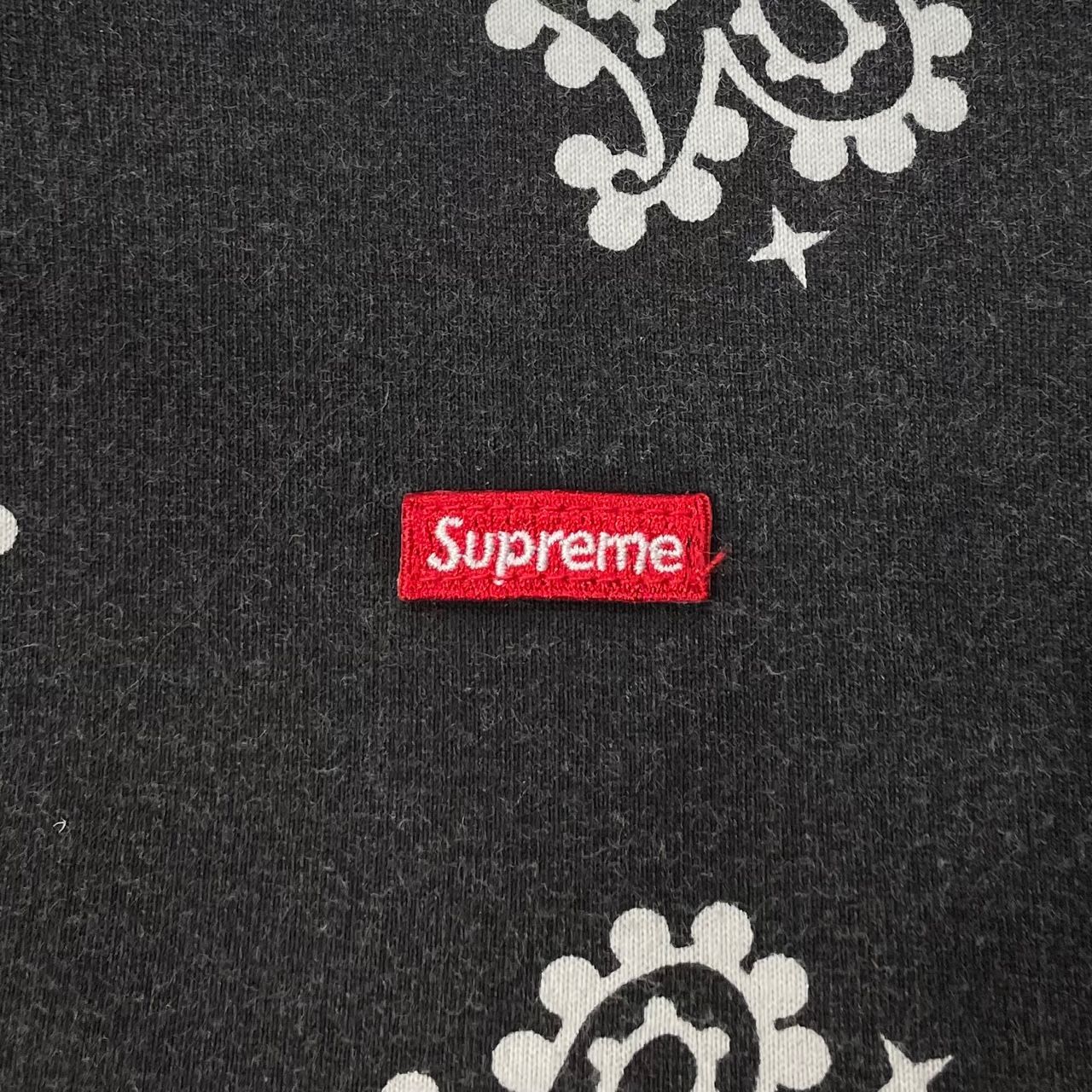 XL Supreme Small Box Tee Black Bandana 黒