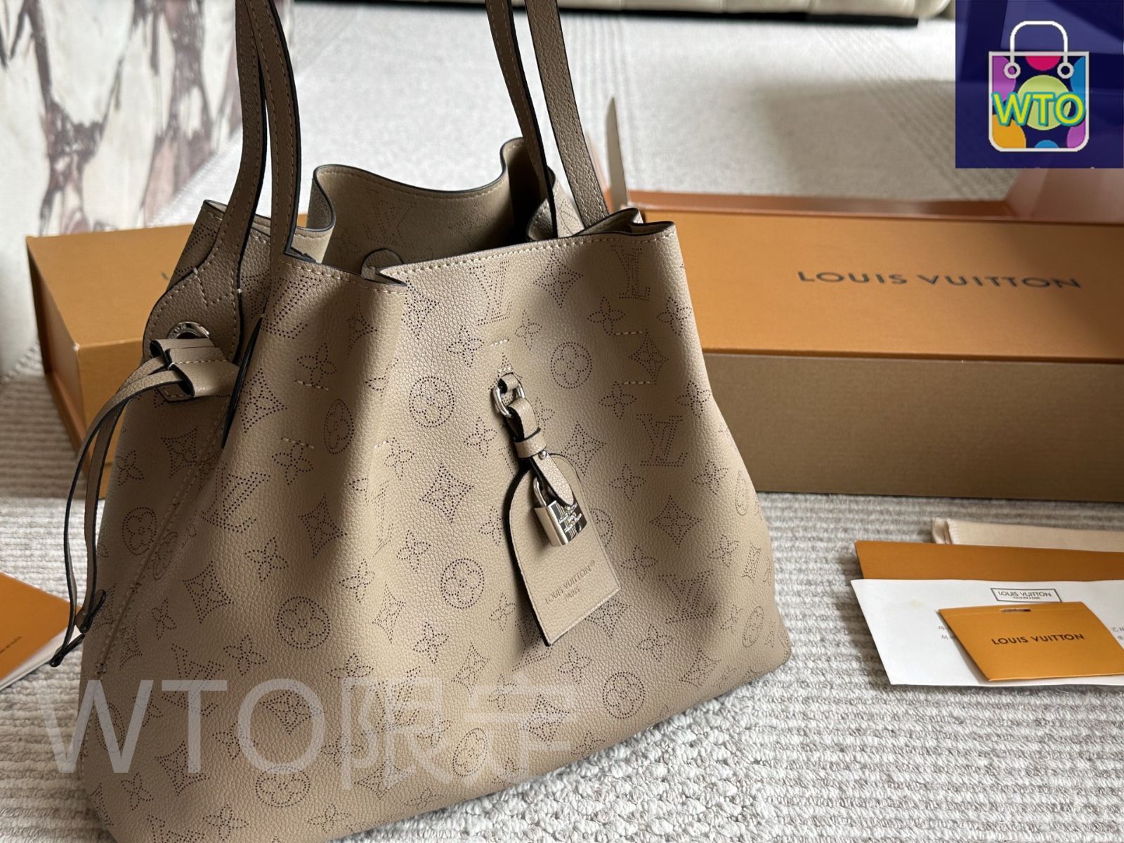 今日特価】Louis Vuitton ルイ・ヴィトン カットアウト