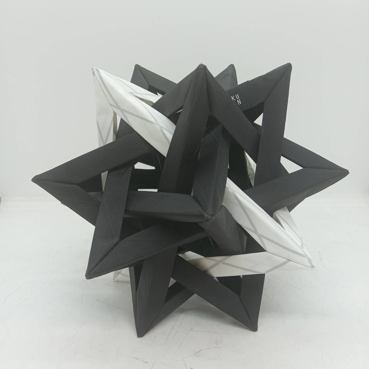 コンペイトウ モノトーン